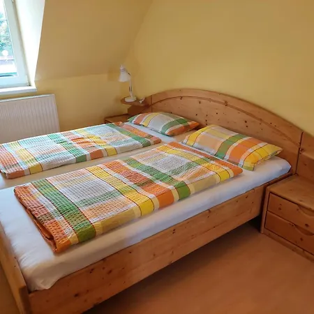 Feher Haz * Gyenesdiás