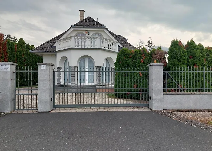 Fehér Ház * Gyenesdiás